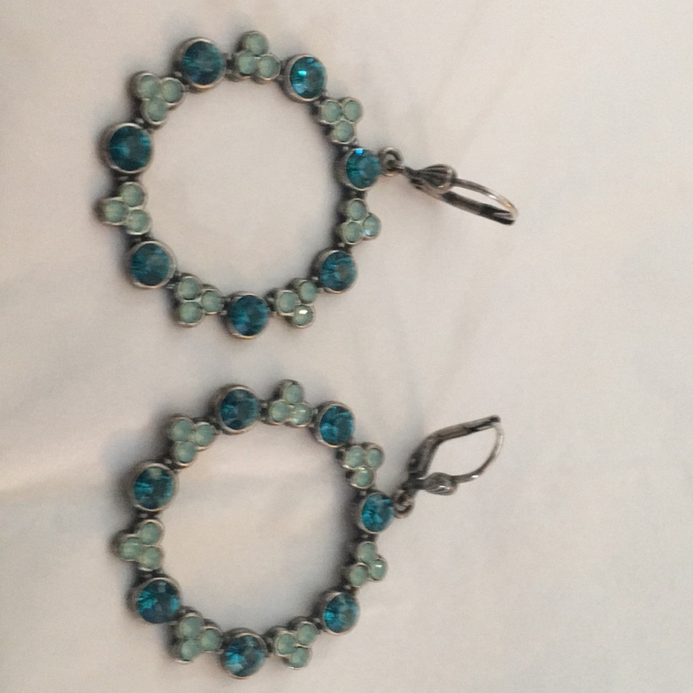La Vie Parisienne earrings